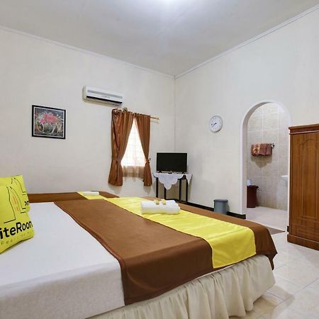 Lite Rooms Bogor Guest House Esterno foto