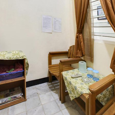 Lite Rooms Bogor Guest House Esterno foto