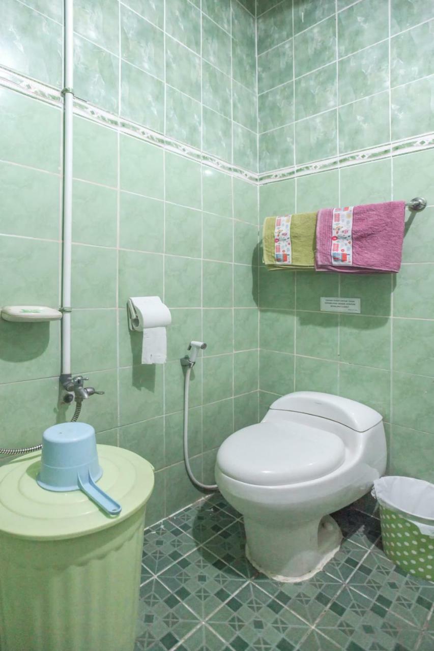 Lite Rooms Bogor Guest House Esterno foto