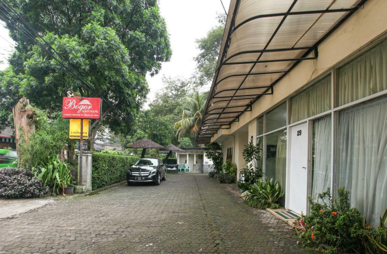 Lite Rooms Bogor Guest House Esterno foto