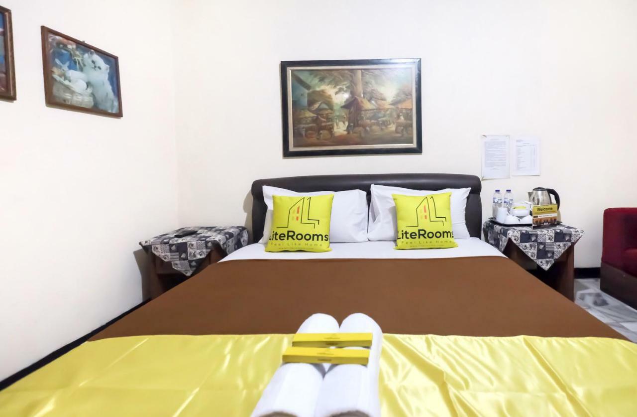 Lite Rooms Bogor Guest House Esterno foto