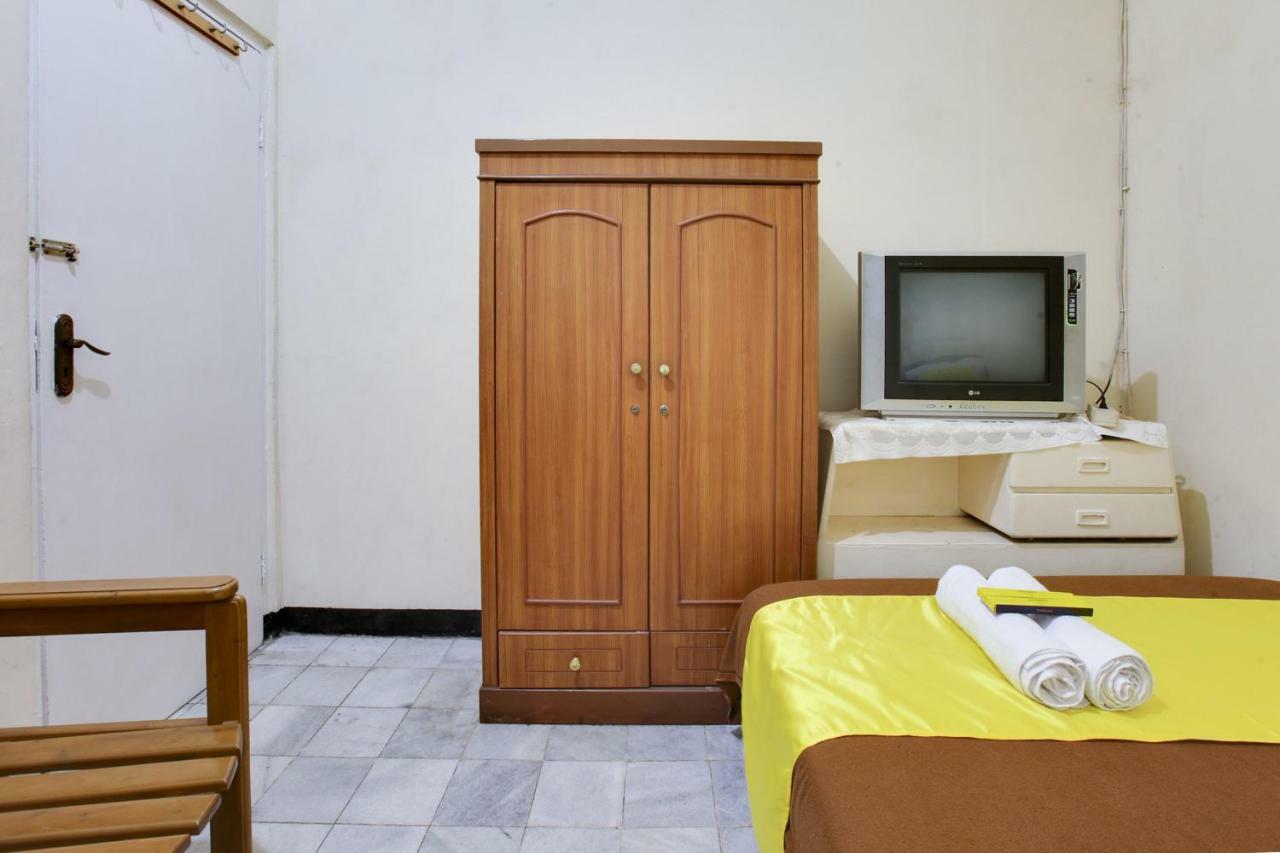 Lite Rooms Bogor Guest House Esterno foto