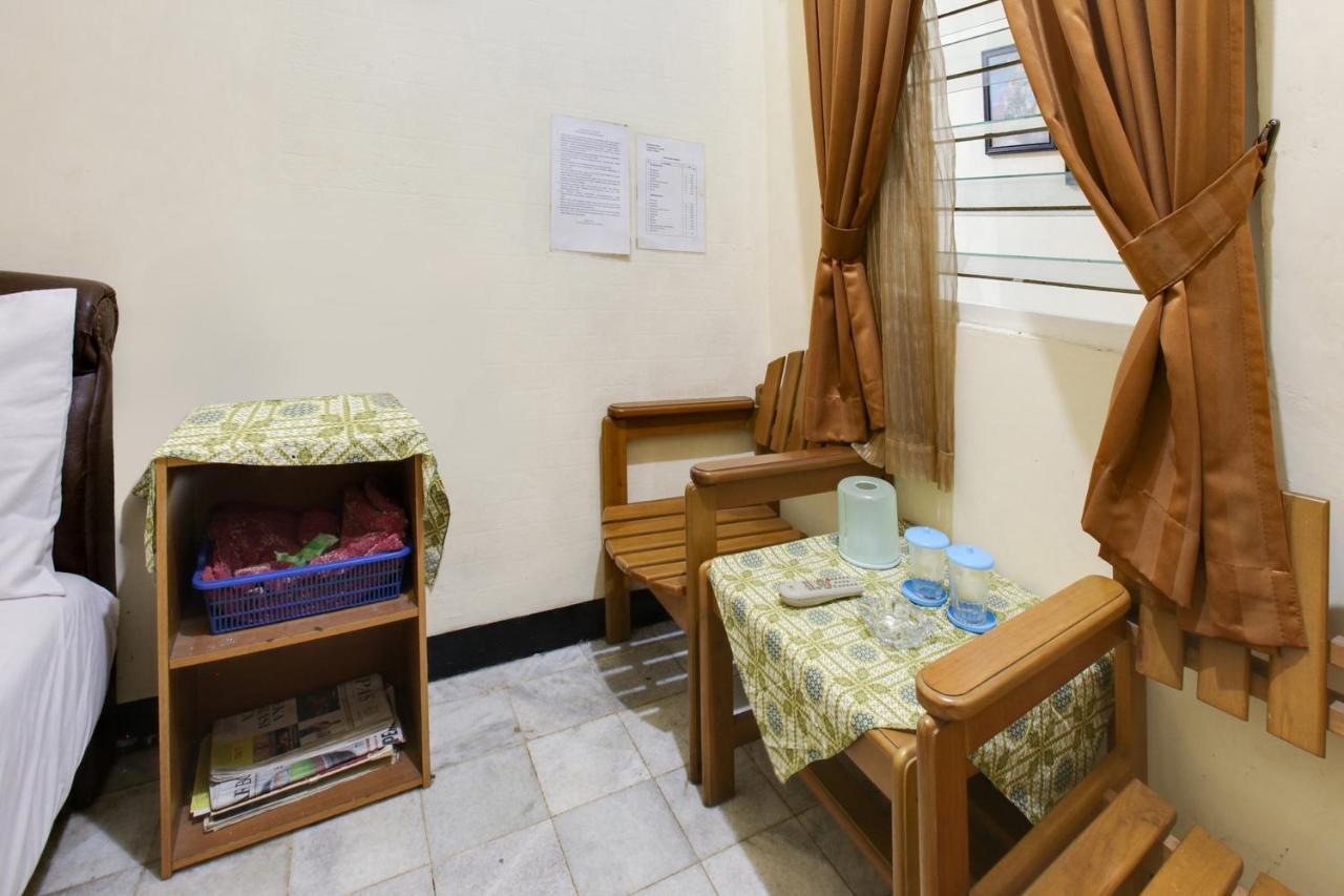 Lite Rooms Bogor Guest House Esterno foto